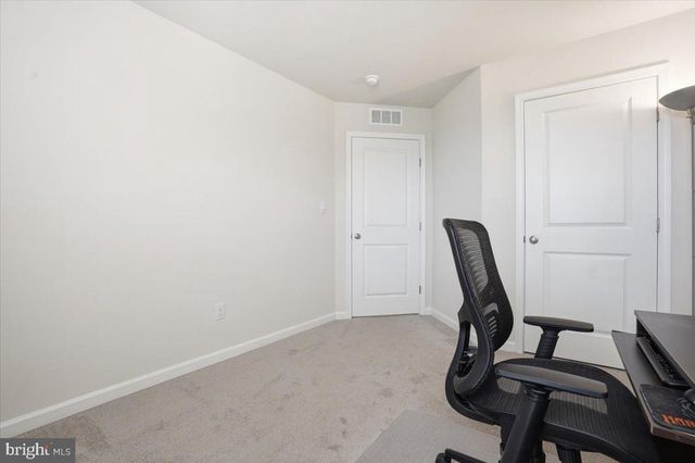 561 E 4TH ST E, Bernville, PA 19506