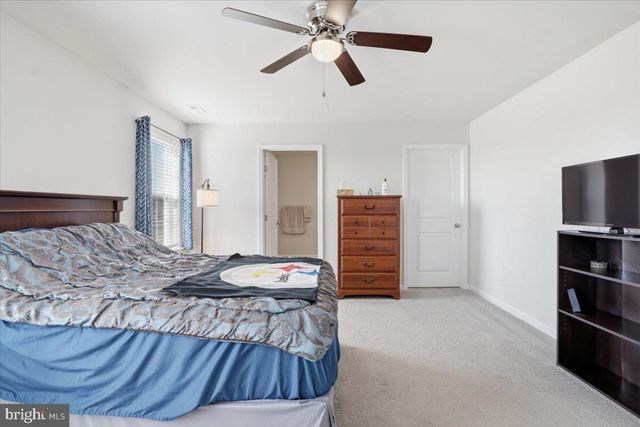 561 E 4TH ST E, Bernville, PA 19506