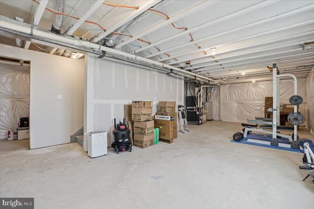 561 E 4TH ST E, Bernville, PA 19506