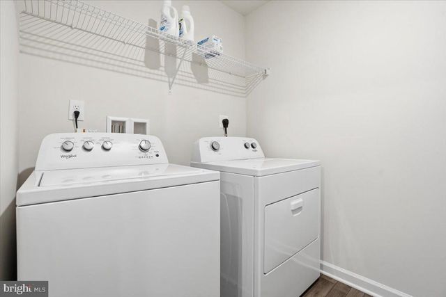 561 E 4TH ST E, Bernville, PA 19506