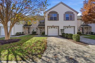 5217 Heathglen CIR, Virginia Beach, VA 23456