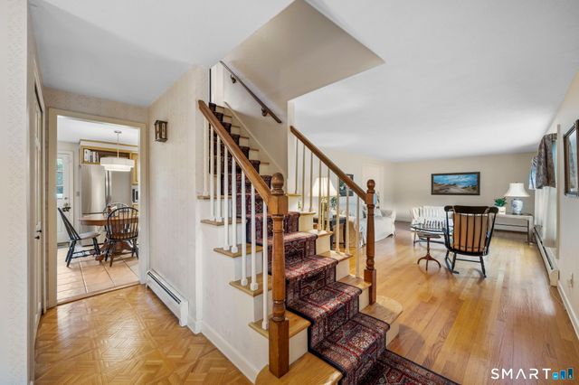 21 Watson Drive, Simsbury, CT 06070
