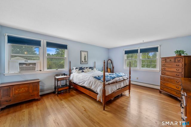 21 Watson Drive, Simsbury, CT 06070