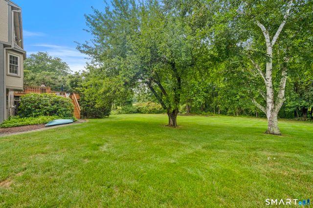 21 Watson Drive, Simsbury, CT 06070