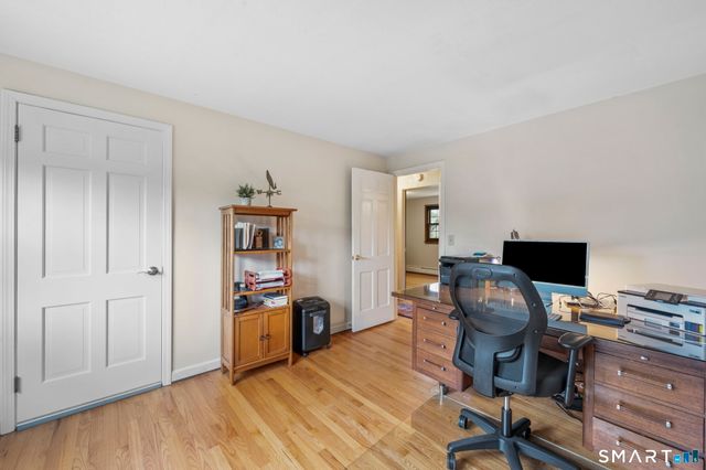 21 Watson Drive, Simsbury, CT 06070