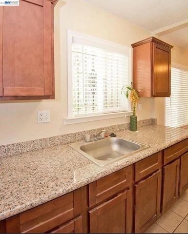 3309 64Th Ave, Oakland, CA 94605