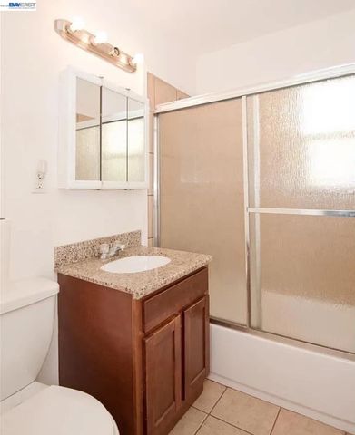 3309 64Th Ave, Oakland, CA 94605