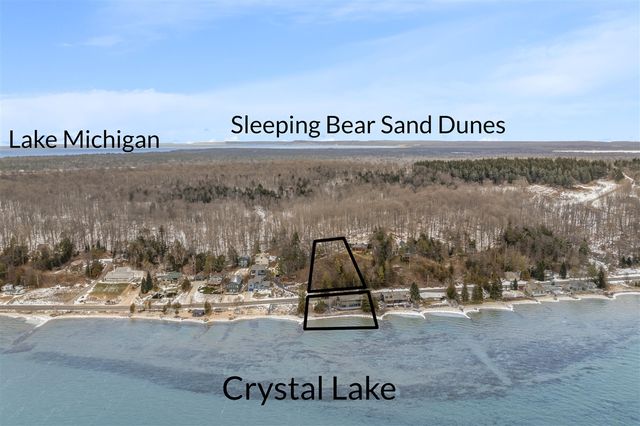 3151 Crystal Drive, Beulah, MI 49617