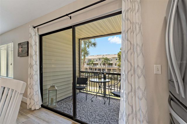 340 MOORINGS COVE DRIVE 3G, Tarpon Springs, FL 34689