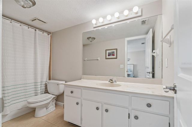 340 MOORINGS COVE DRIVE 3G, Tarpon Springs, FL 34689