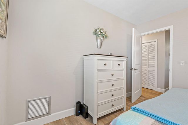 340 MOORINGS COVE DRIVE 3G, Tarpon Springs, FL 34689