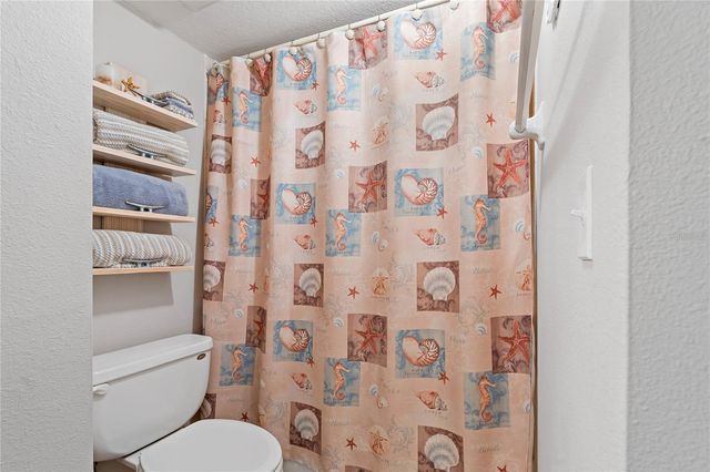 340 MOORINGS COVE DRIVE 3G, Tarpon Springs, FL 34689