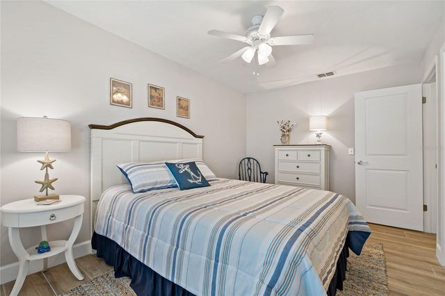 340 MOORINGS COVE DRIVE 3G, Tarpon Springs, FL 34689