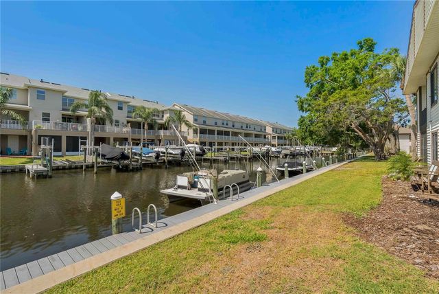 340 MOORINGS COVE DRIVE 3G, Tarpon Springs, FL 34689
