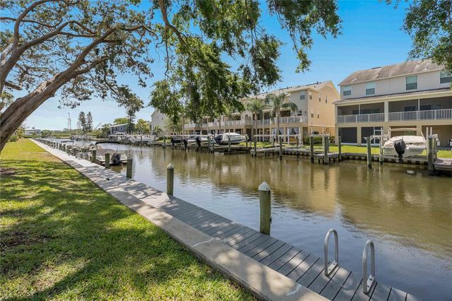 340 MOORINGS COVE DRIVE 3G, Tarpon Springs, FL 34689