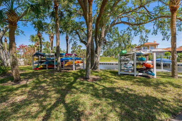 340 MOORINGS COVE DRIVE 3G, Tarpon Springs, FL 34689