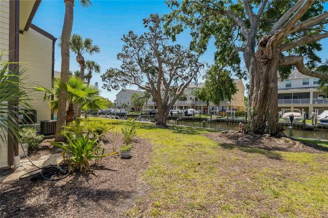 340 MOORINGS COVE DRIVE 3G, Tarpon Springs, FL 34689