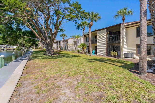 340 MOORINGS COVE DRIVE 3G, Tarpon Springs, FL 34689