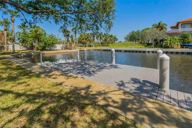 340 MOORINGS COVE DRIVE 3G, Tarpon Springs, FL 34689