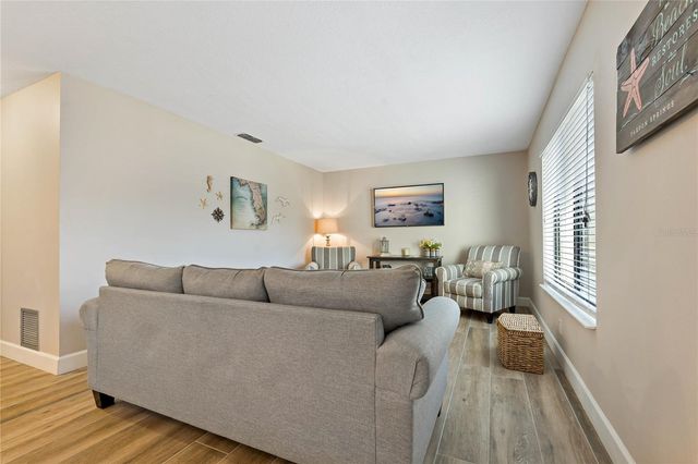 340 MOORINGS COVE DRIVE 3G, Tarpon Springs, FL 34689