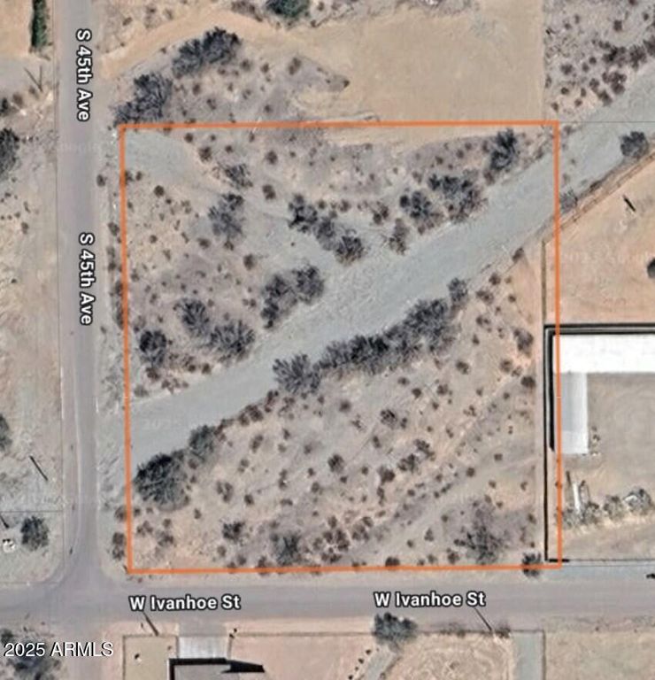 Image 13 of property listing at 000 W Unknown -- -, Laveen, AZ 85339