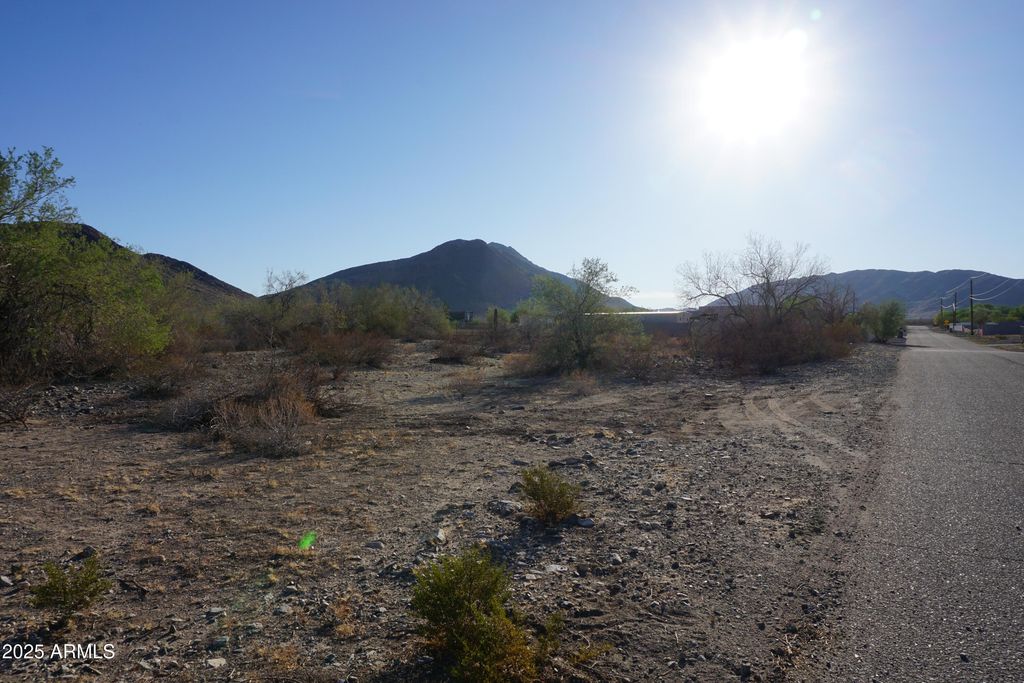 Image 2 of property listing at 000 W Unknown -- -, Laveen, AZ 85339