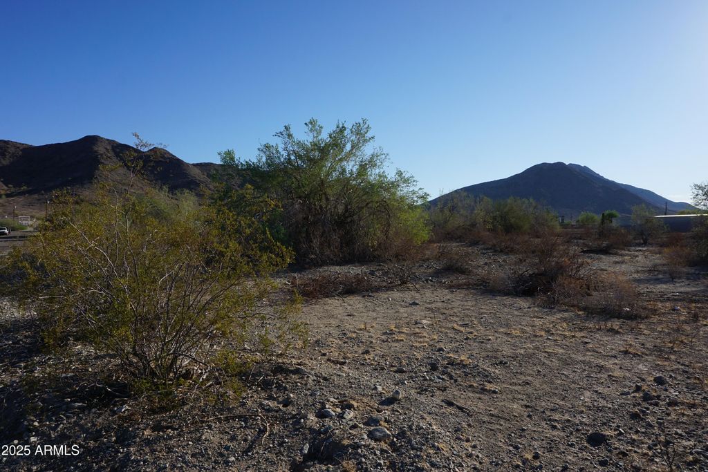 Image 4 of property listing at 000 W Unknown -- -, Laveen, AZ 85339