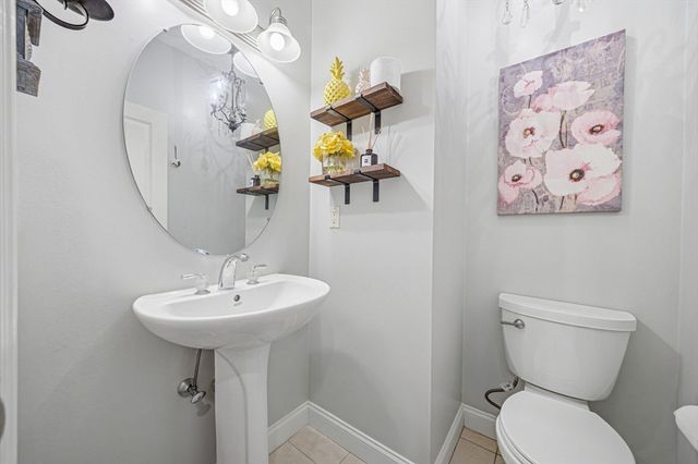 894 Liberty St 10, Braintree, MA 02184