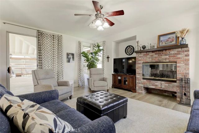 43353 Honeybee, Lancaster, CA 93536