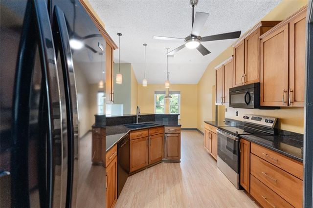 6410 NW 160TH STREET, Alachua, FL 32615