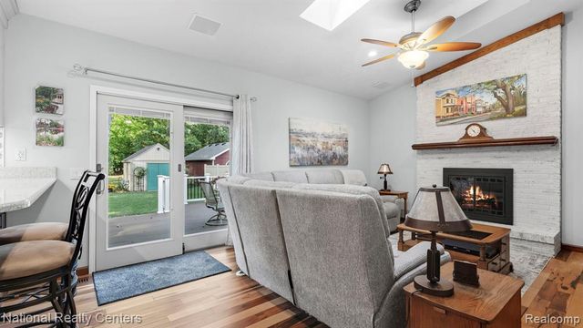30150 Marquette Street, Garden City, MI 48135
