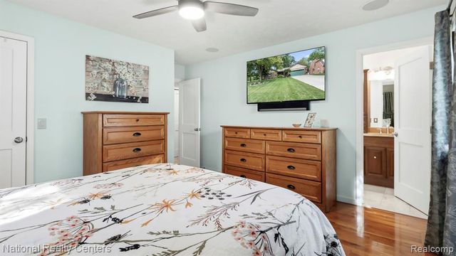 30150 Marquette Street, Garden City, MI 48135