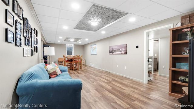 30150 Marquette Street, Garden City, MI 48135