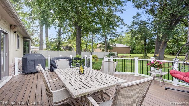 30150 Marquette Street, Garden City, MI 48135