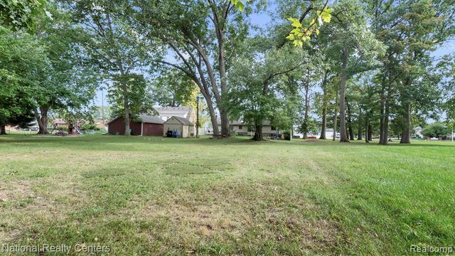 30150 Marquette Street, Garden City, MI 48135