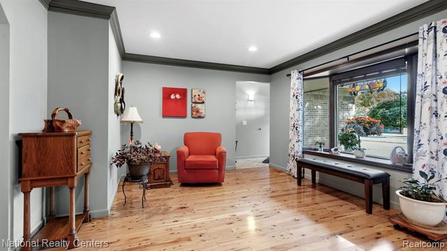 30150 Marquette Street, Garden City, MI 48135