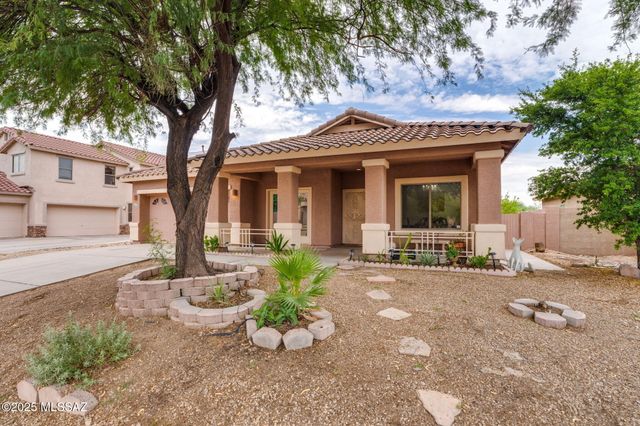 7519 N Bradstreet Drive, Tucson, AZ 85743