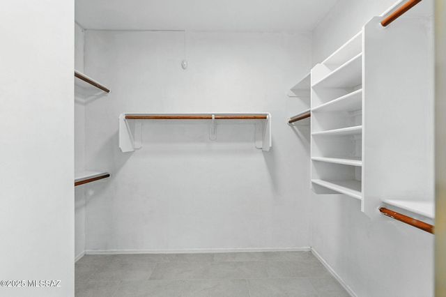 7519 N Bradstreet Drive, Tucson, AZ 85743