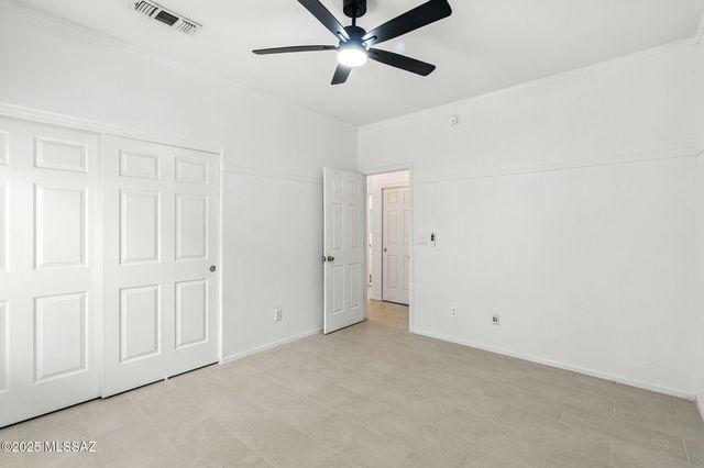 7519 N Bradstreet Drive, Tucson, AZ 85743