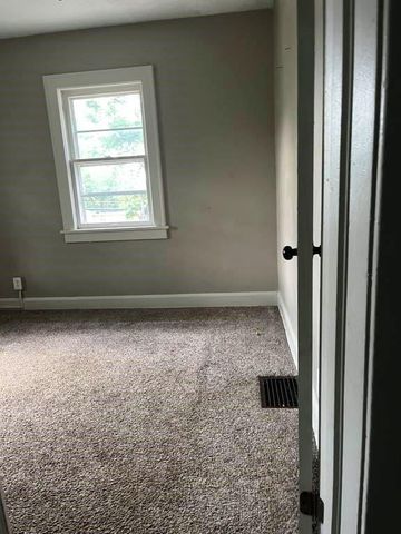 6914 Brooklyn Avenue, Kansas City, MO 64132