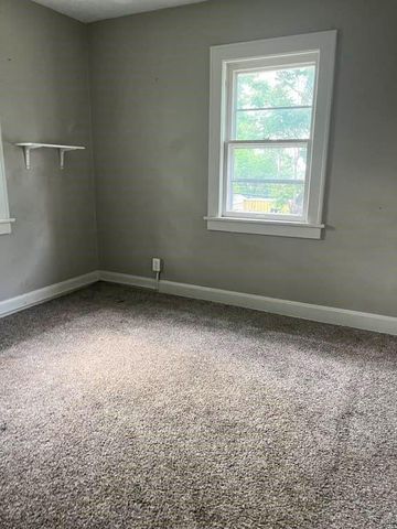 6914 Brooklyn Avenue, Kansas City, MO 64132