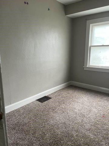 6914 Brooklyn Avenue, Kansas City, MO 64132