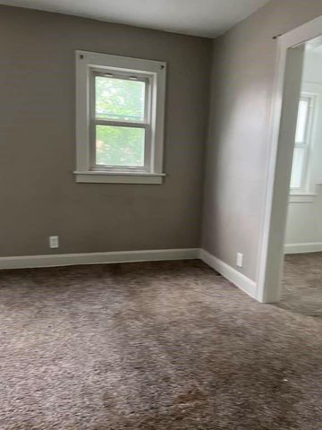 6914 Brooklyn Avenue, Kansas City, MO 64132