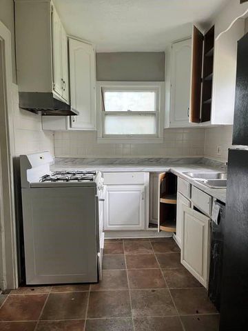 6914 Brooklyn Avenue, Kansas City, MO 64132