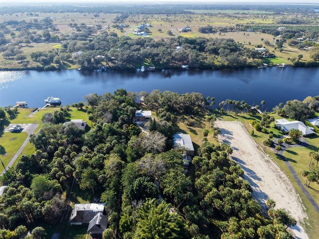 4359 CR 78, Labelle, FL 33935