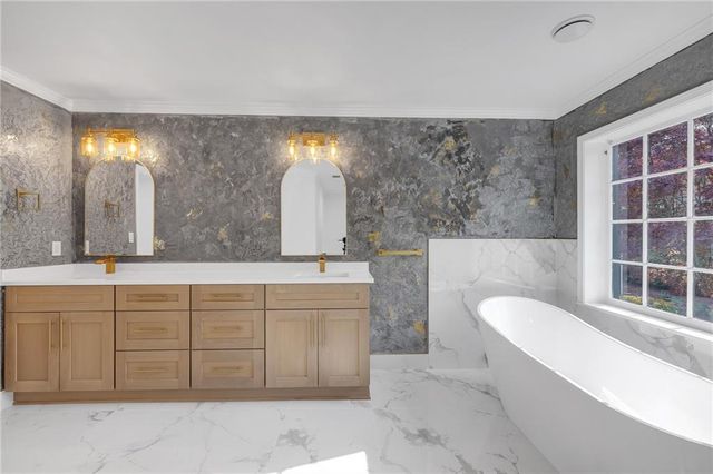 835 Kings Arms Way, Johns Creek, GA 30022