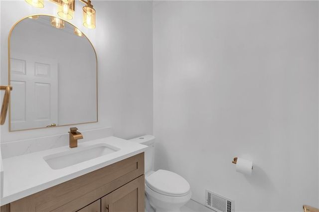 835 Kings Arms Way, Johns Creek, GA 30022