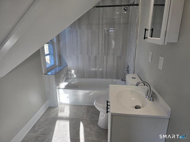 268 Pine Street 3, Waterbury, CT 06710