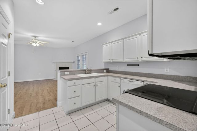 1212 Birkdale Drive, Winnabow, NC 28479