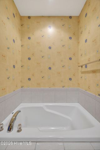 1212 Birkdale Drive, Winnabow, NC 28479